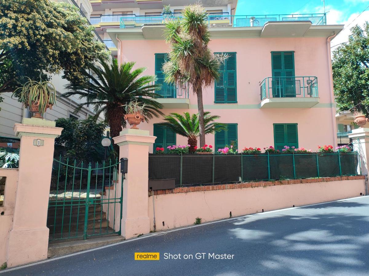 Villa Arcobaleno Rondo Garibaldi Sanremo Luaran gambar