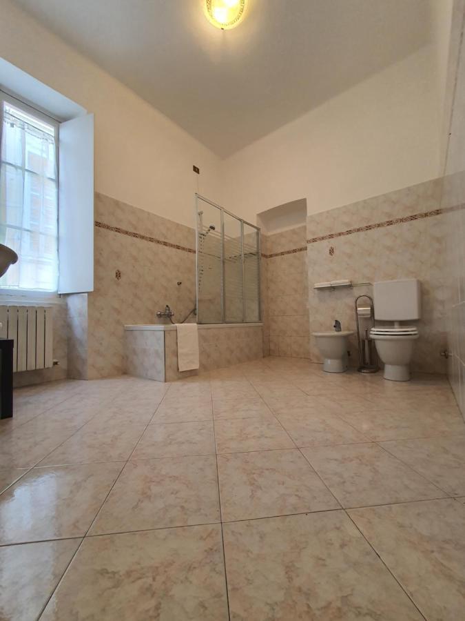 Villa Arcobaleno Rondo Garibaldi Sanremo Luaran gambar