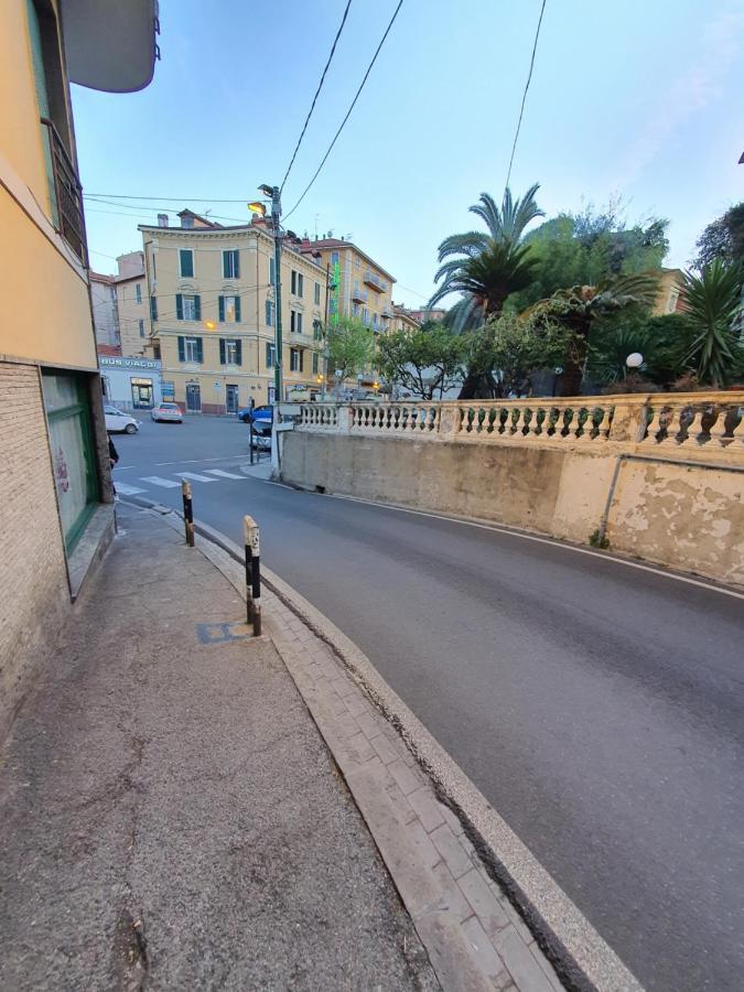 Villa Arcobaleno Rondo Garibaldi Sanremo Luaran gambar